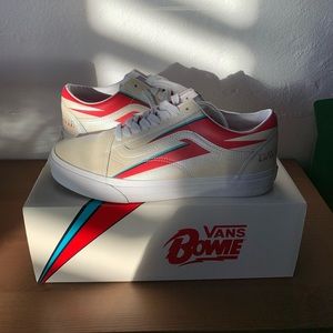 VANS The David Bowie Archive (2019)